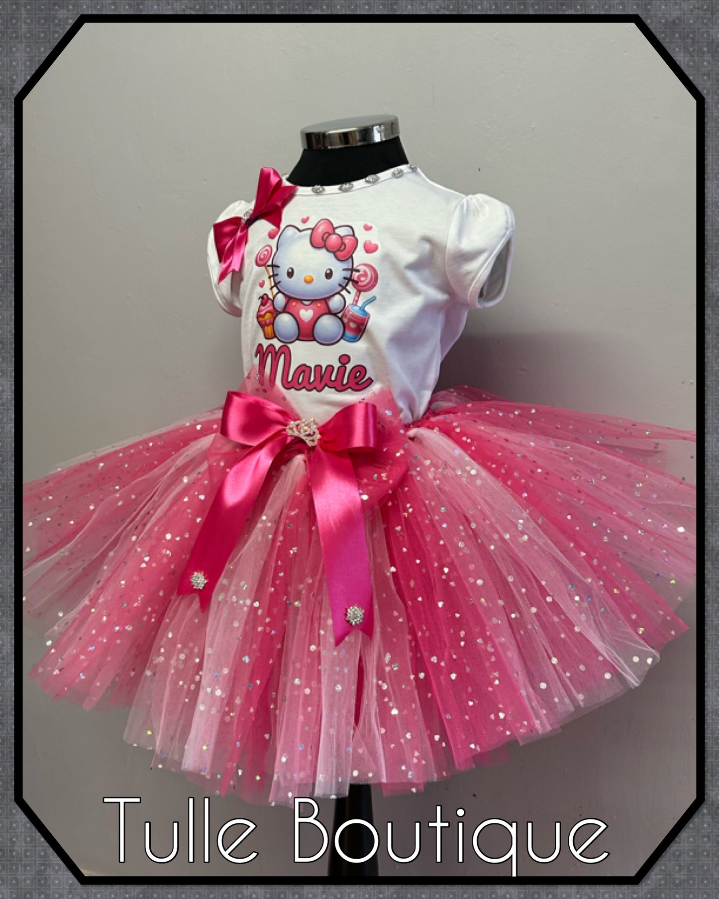 Girls Hello Kitty personalised T-shirt and tutu birthday party outfit dress