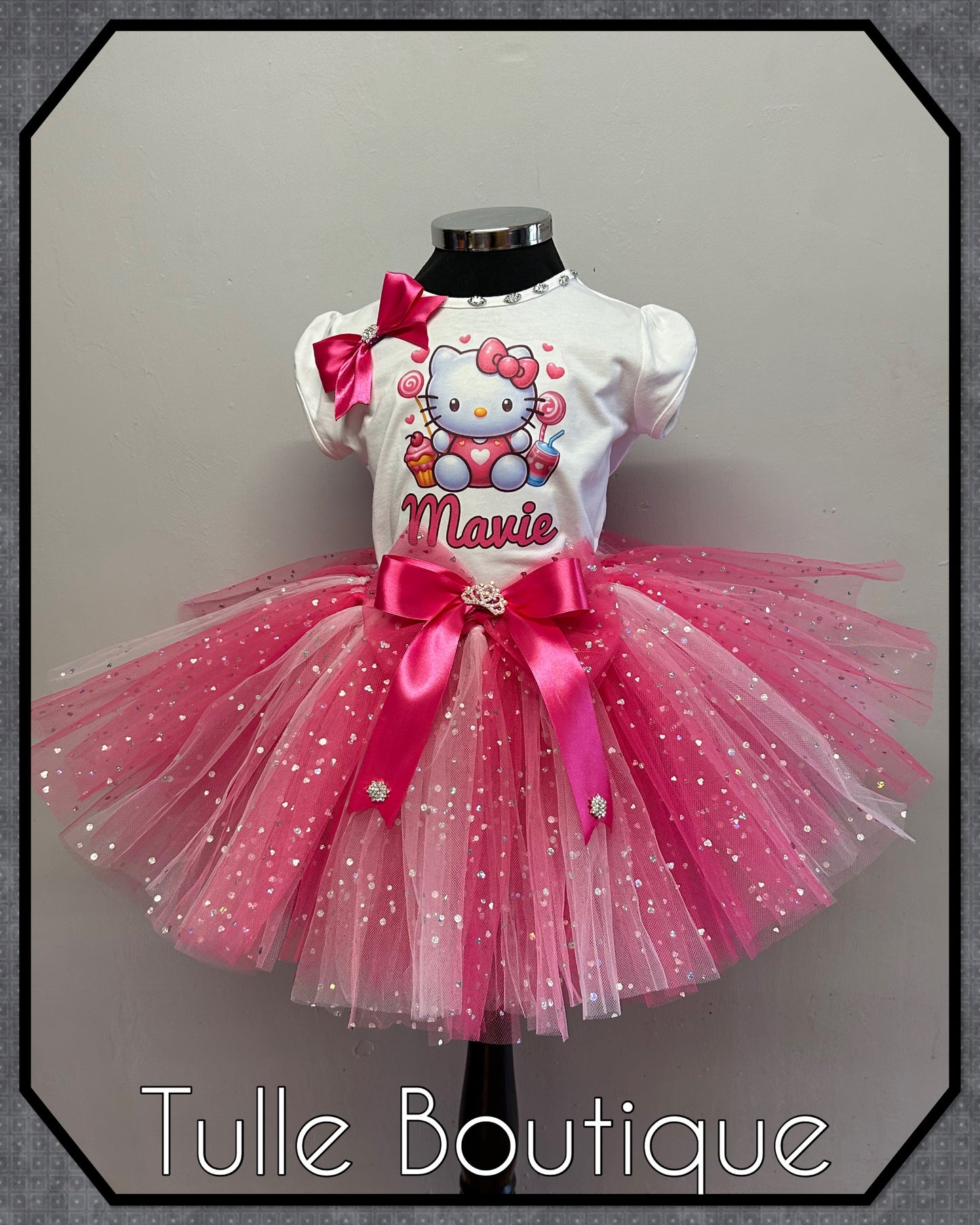 Girls Hello Kitty personalised T-shirt and tutu birthday party outfit dress