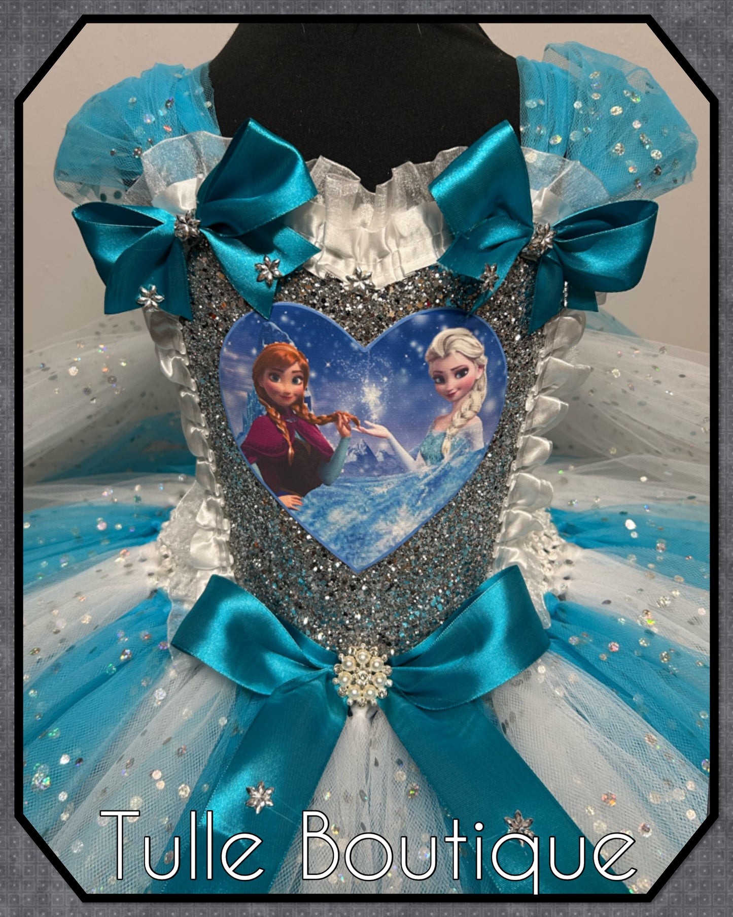 Frozen Elsa and Anna birthday party princess tutu dress with tulle cape