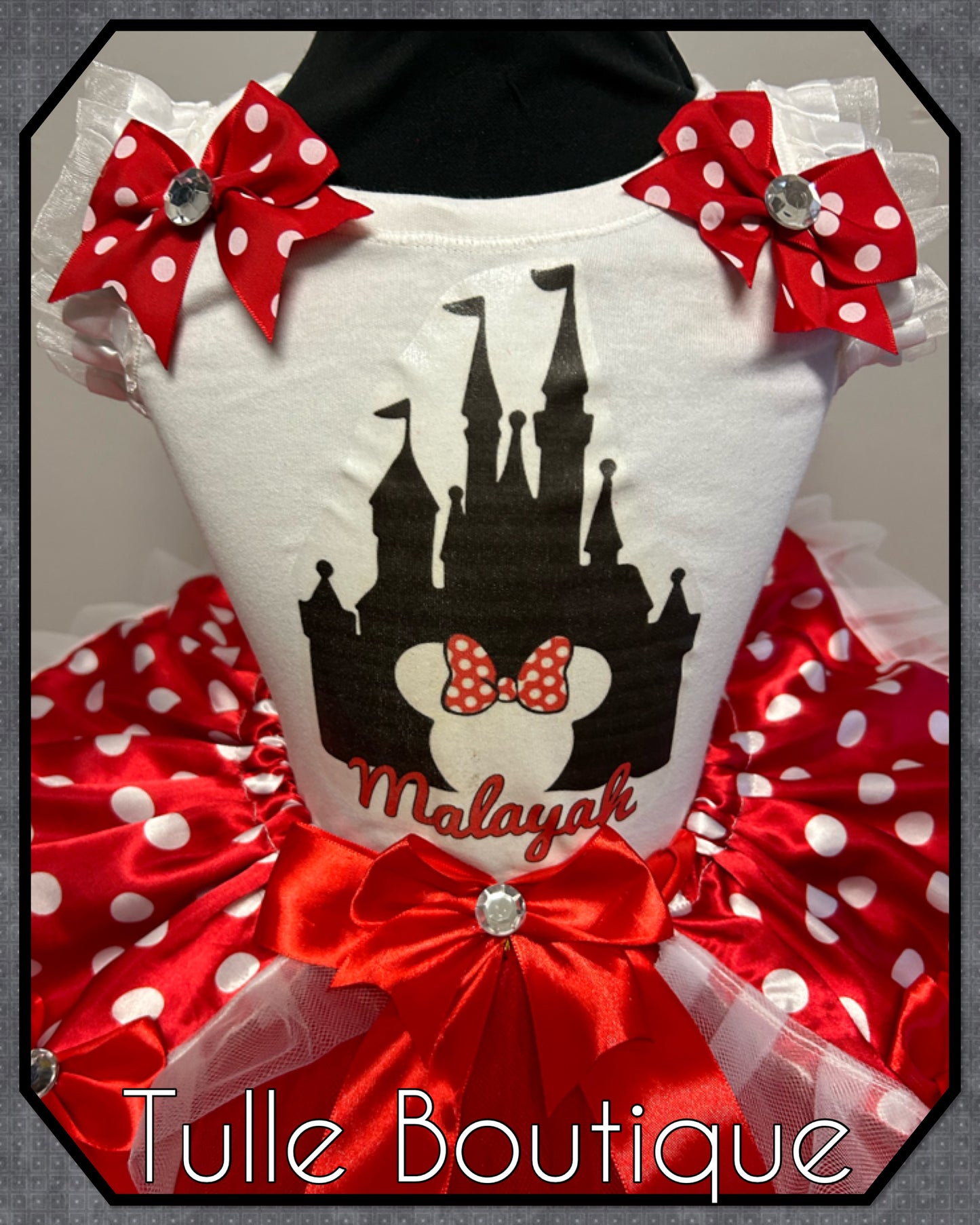 Minnie Mouse castle T-shirt and tutu birthday party outfit