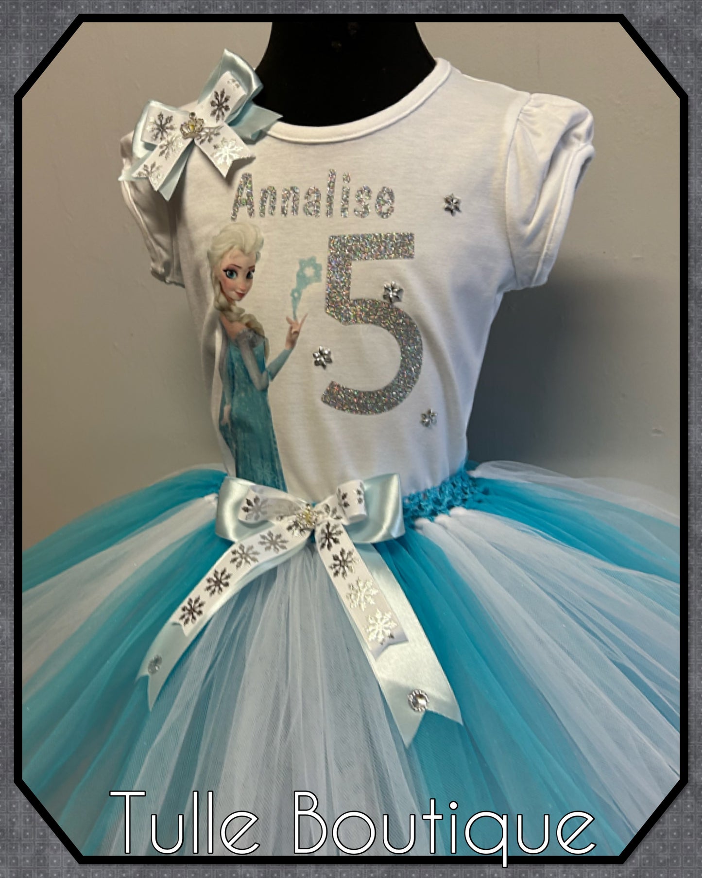 Girls Frozen Princess Elsa T-shirt and tutu birthday party outfit