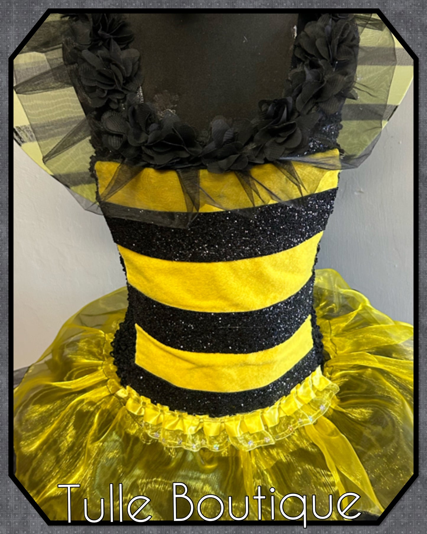 Girls Bumble Bee wasp tutu birthday party dress