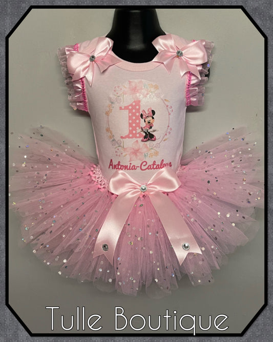 Minnie Mouse T-shirt and tutu birthday party outfit