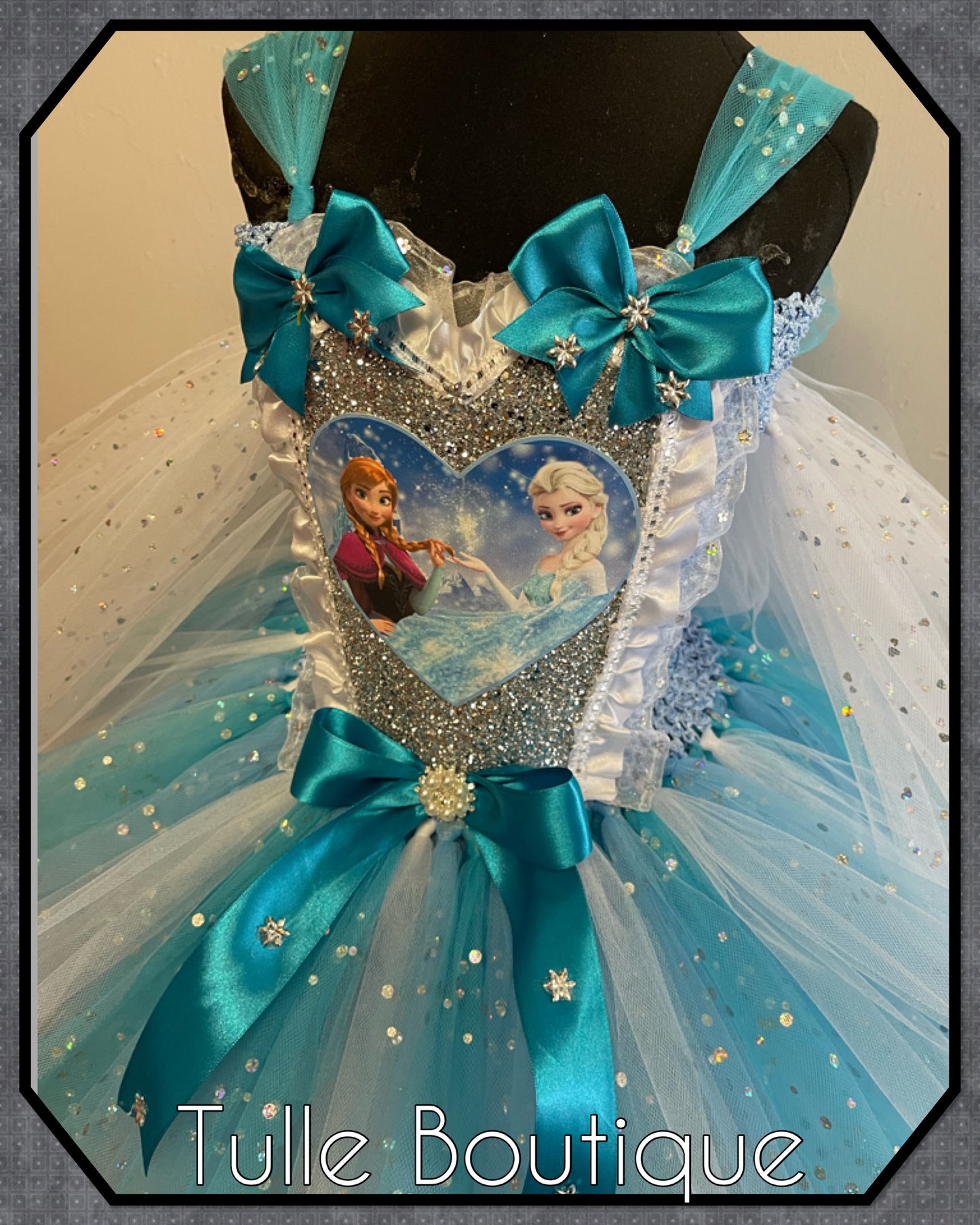 Frozen Elsa and Anna birthday party princess tutu dress with tulle cape